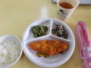 給食